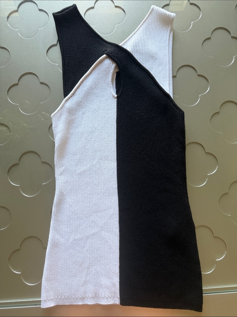 WHITE HOUSE BLACK MARKET Ribbed Colorblock Sweater Tank Top XS Black White - Picture 11 of 12